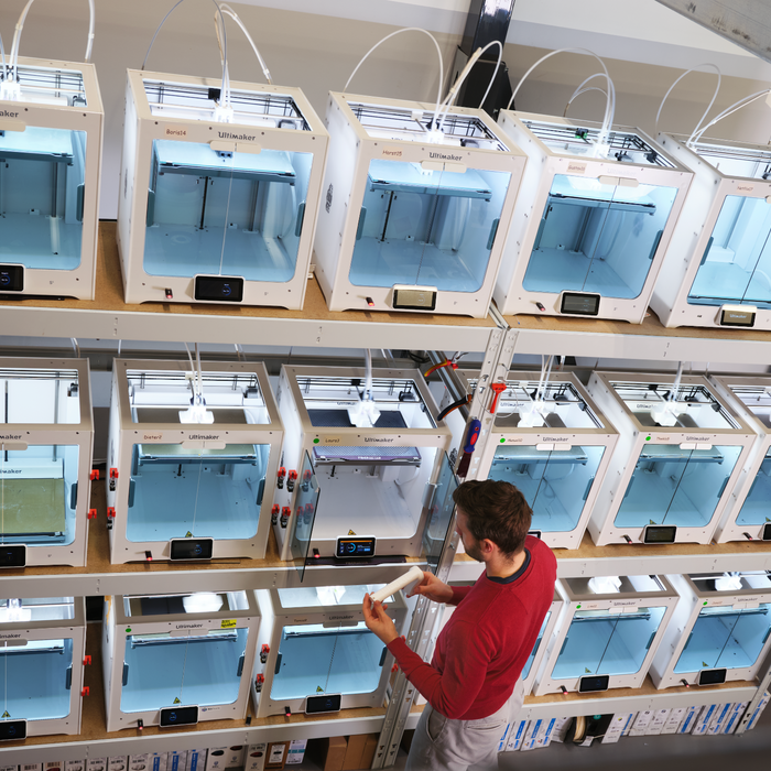 Стартап сервисного бюро 3D-печати обеспечивает высокую производительность клиентов с помощью 3D-принтеров UltiMaker